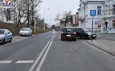 Zderzyli się przy wjeździe na parking