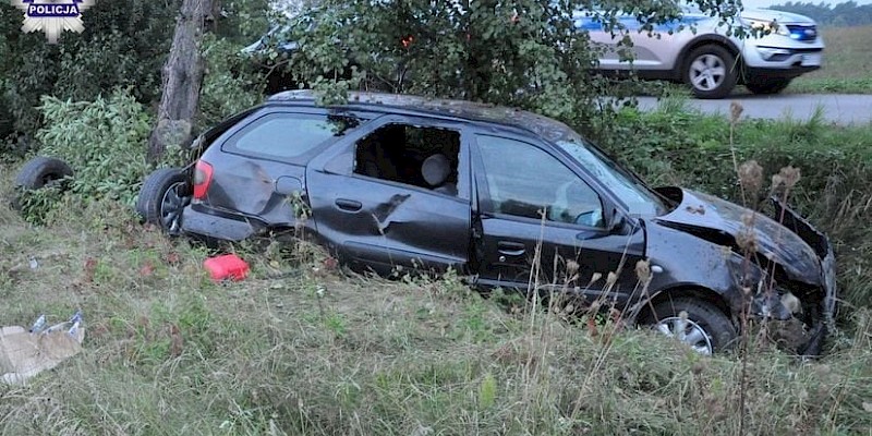 Spowodował wypadek i zostawił rannych