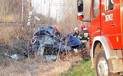 Tragiczny wypadek na przejeździe kolejowym