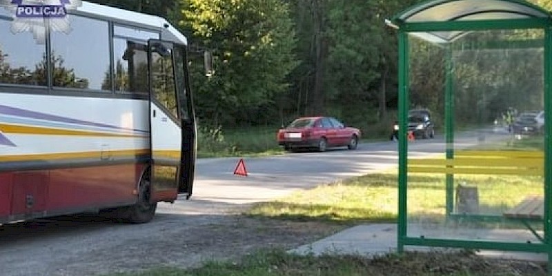 Potrącił dziecko, które nagle wbiegło na jezdnię zza autobusu