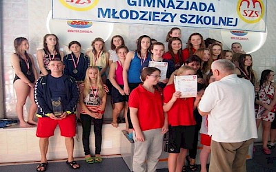 Uczniowie ZSO nr 8 pływali na medal