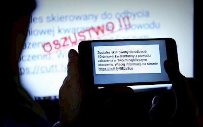 Uważajcie na fałszywe SMS-y o kwarantannie