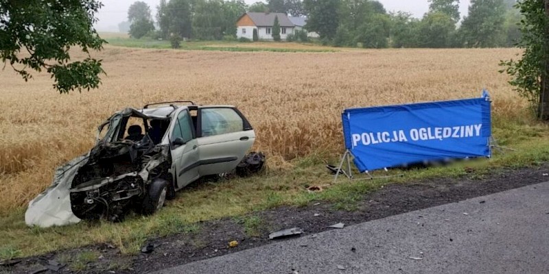 Dwie osoby nie żyją, dziewięcioro w szpitalu