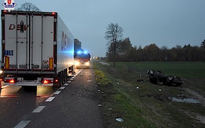 TIR najechał na osobówkę